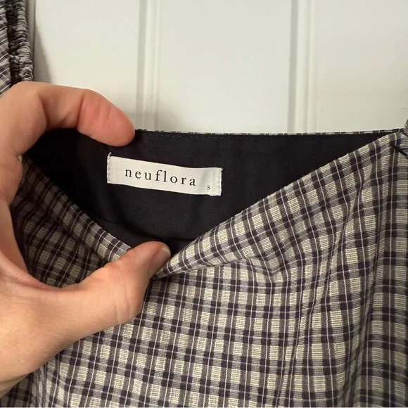 Neuflora Florence Puff Sleeve Maxi Dress - Picture 3 of 9